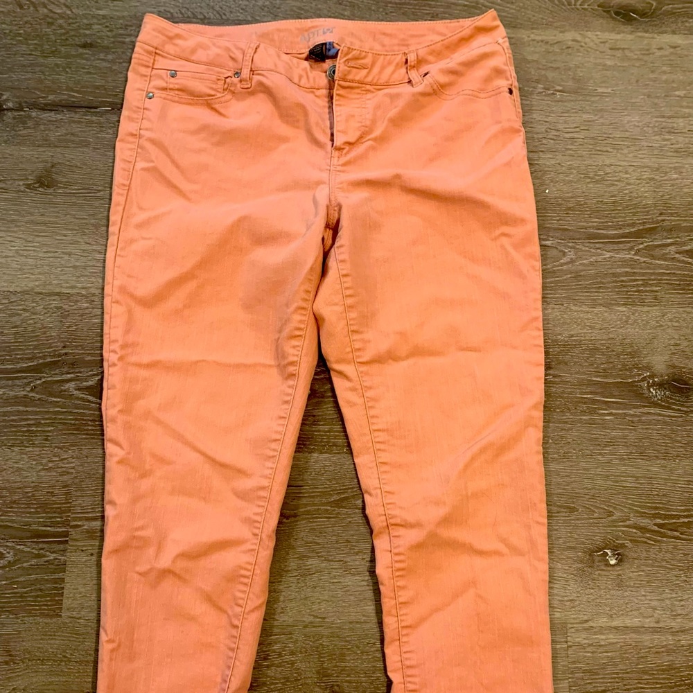 Apt 9 skinny fit pink/salmon jeans.
